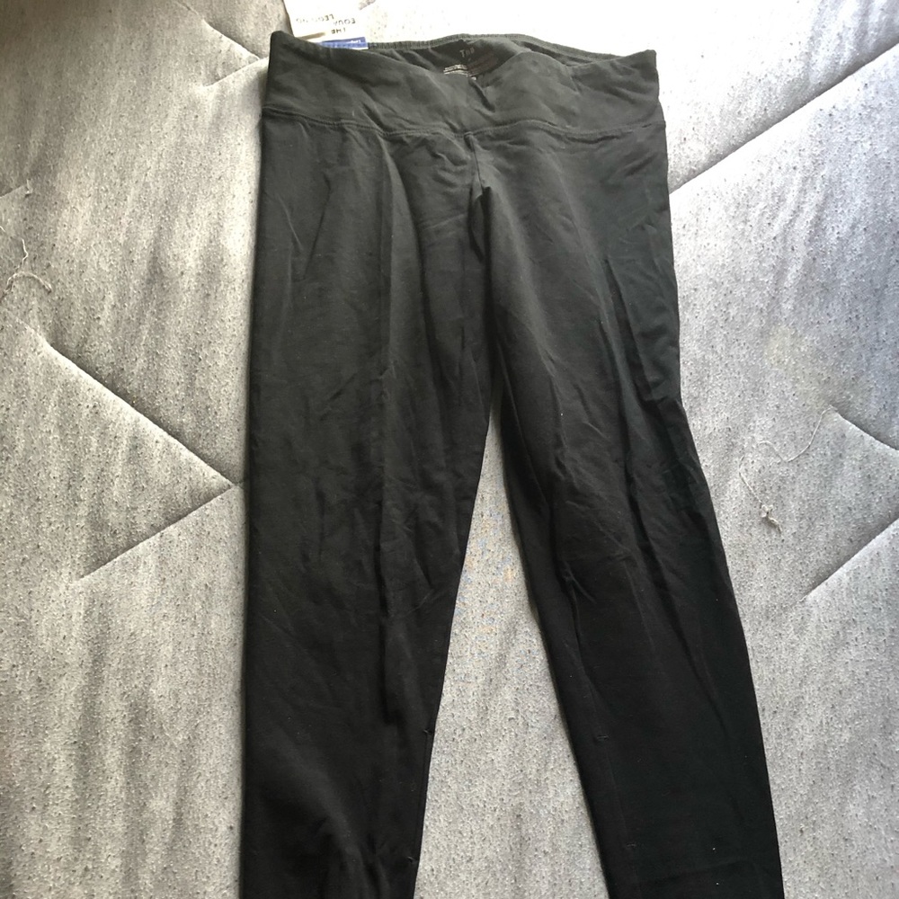 BNWT ARITIZIA TNA EQUATOR LEGGING IN BLACK MEDIUM